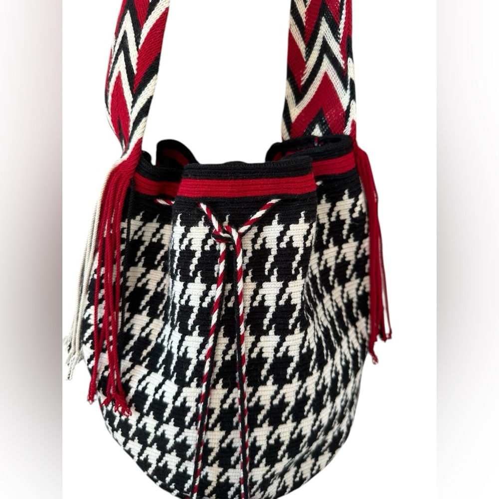 Beautiful Handmade wayuu bag
